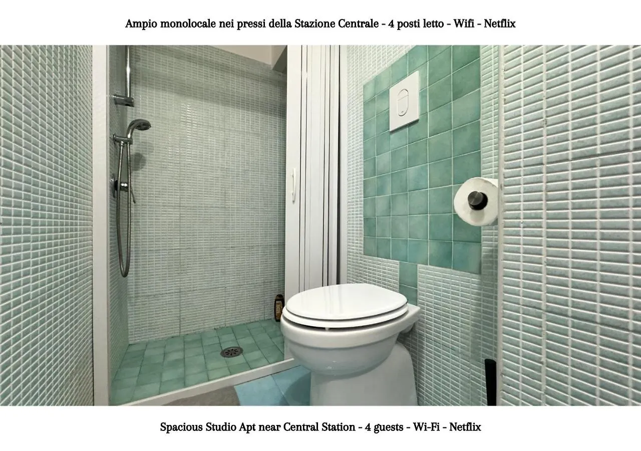 Metro Garibaldi - Loft Con Wifi E 4 Posti Letto Presso La Stazione Centrale Di Napoli Italien